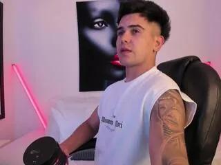 lenyn_max from Flirt4Free is Freechat