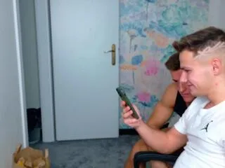 Girls: try live performances with matured performers, from dancing to quirks, in a variety of beautiful sex cams.