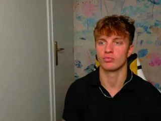 levi_manning from Flirt4Free is Freechat