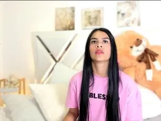 lia_collyns from Flirt4Free is Freechat