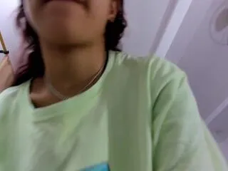 Lia_kiity from Flirt4Free