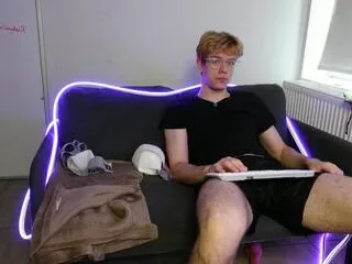 Logan_fraser from Flirt4Free