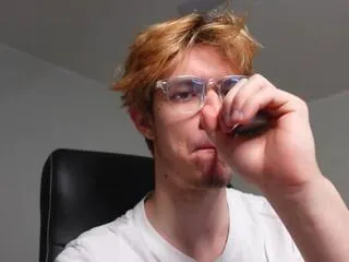 Logan_fraser from Flirt4Free