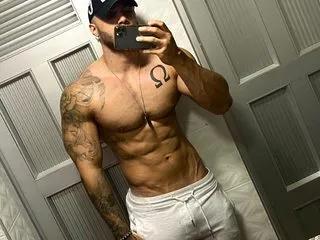 luke_siner from Flirt4Free is Freechat