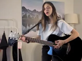 lyn_askins from Flirt4Free is Freechat