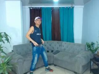 Girls: try live performances with matured performers, from dancing to quirks, in a variety of beautiful sex cams.