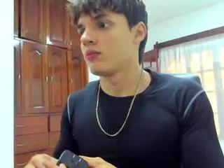 matteo_costa from Flirt4Free is Freechat