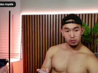 Matteo_royale from Flirt4Free