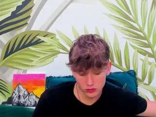 matthew_bieber from Flirt4Free