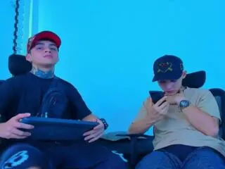 maxx_williamm_john_sally from Flirt4Free is Freechat