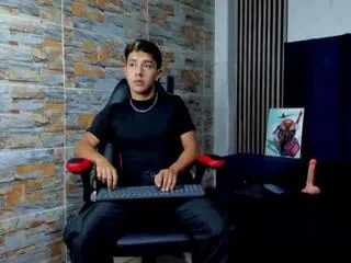 mex_williams from Flirt4Free is Freechat