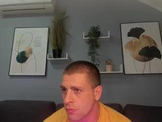 michael_thompsonn from Flirt4Free is Freechat