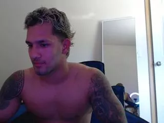 Miike_thomson from Flirt4Free