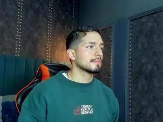 nick_moss from Flirt4Free is Freechat