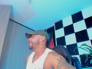 Nikola_hank from Flirt4Free