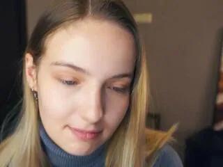 Nina_falcone from Flirt4Free