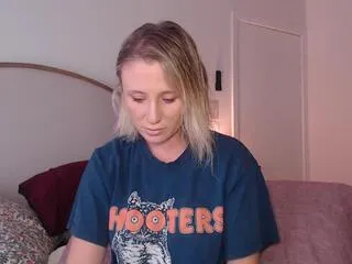 olive_ray from Flirt4Free is Freechat