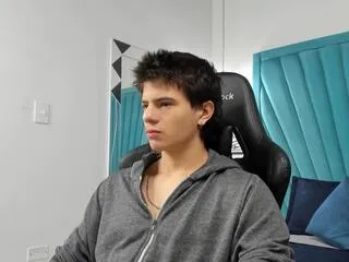 oliver_renard from Flirt4Free is Freechat