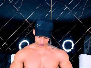 owen_wolfe from Flirt4Free is Freechat
