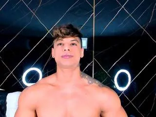 owen_wolfe from Flirt4Free is Freechat