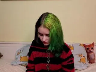 Quenna_fort from Flirt4Free