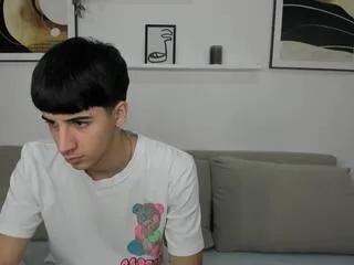 quentin_blake from Flirt4Free is Freechat