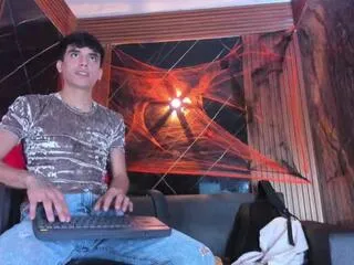 robin_rey from Flirt4Free is Freechat