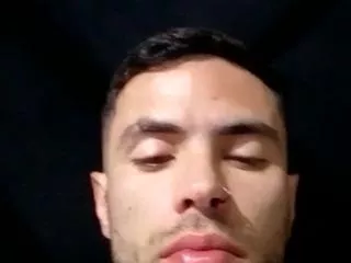 Robin_zabders from Flirt4Free