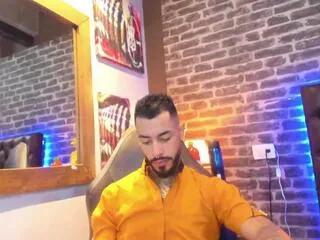 rocky_millan from Flirt4Free is Freechat