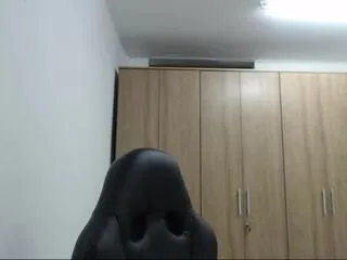 roxana_mature from Flirt4Free is Freechat