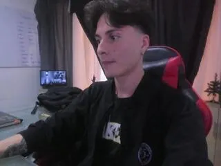 ryan_rousse from Flirt4Free is Freechat