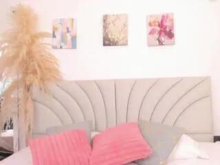 Sara_riveiro from Flirt4Free