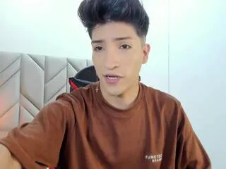 sean_collinss from Flirt4Free is Freechat