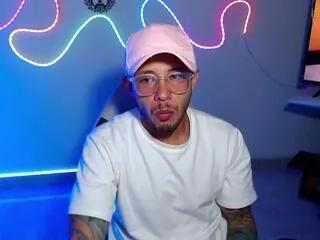 sebastiann_jones from Flirt4Free is Freechat