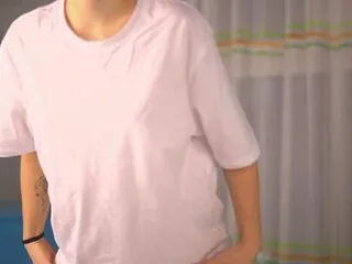 shu_westenhaver from Flirt4Free is Freechat