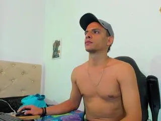 Tarek_miller from Flirt4Free