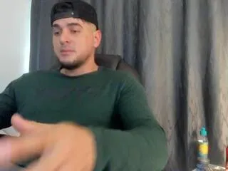 Teylor_creed from Flirt4Free