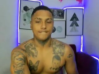 Thiago_kurly from Flirt4Free