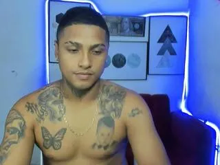 Thiago_kurly from Flirt4Free