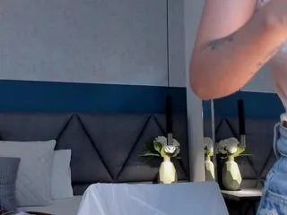 tiana_lorenz from Flirt4Free is Freechat