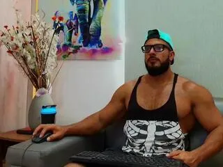 titan_max from Flirt4Free is Freechat