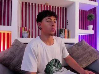 troy_dalton from Flirt4Free is Freechat