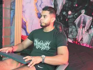 Tyler_price from Flirt4Free