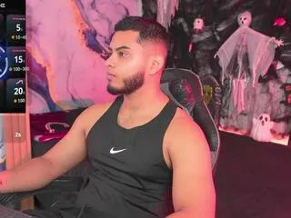 Tyler_price from Flirt4Free