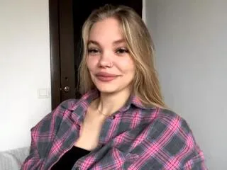 veronika_crumedy from Flirt4Free is Freechat