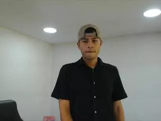 Will_be from Flirt4Free