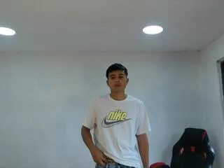 Will_be from Flirt4Free