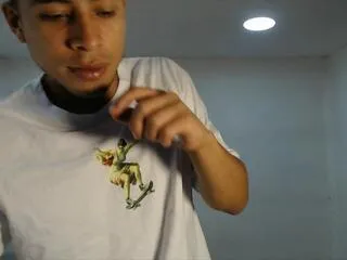 Will_be from Flirt4Free