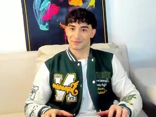 will_ferrari from Flirt4Free is Freechat