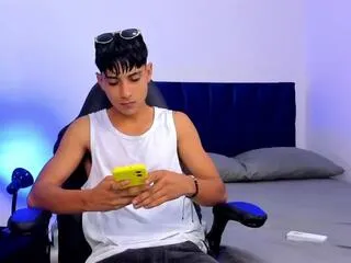 zayn_matthew from Flirt4Free is Freechat